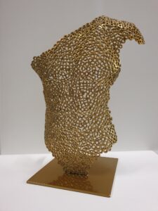 Sculptura Torso Gold – Max Johansson