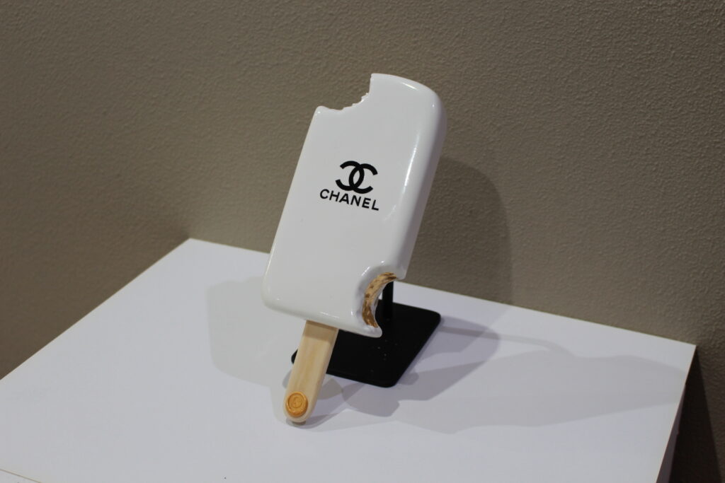 Ice cream White Fashion Two bites – Studio Snek